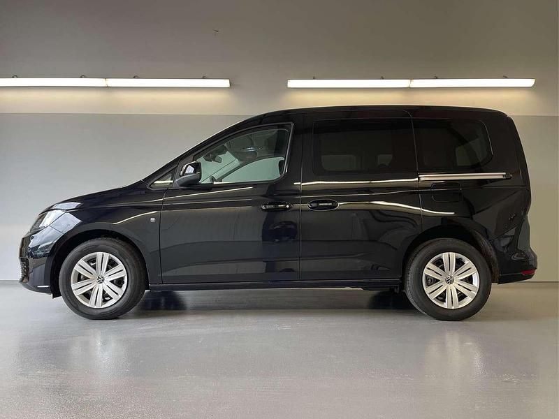 Neu VW Caddy 116 PS (85 kW) 2026 [2t2t] deep black met... Van / Kleinbus