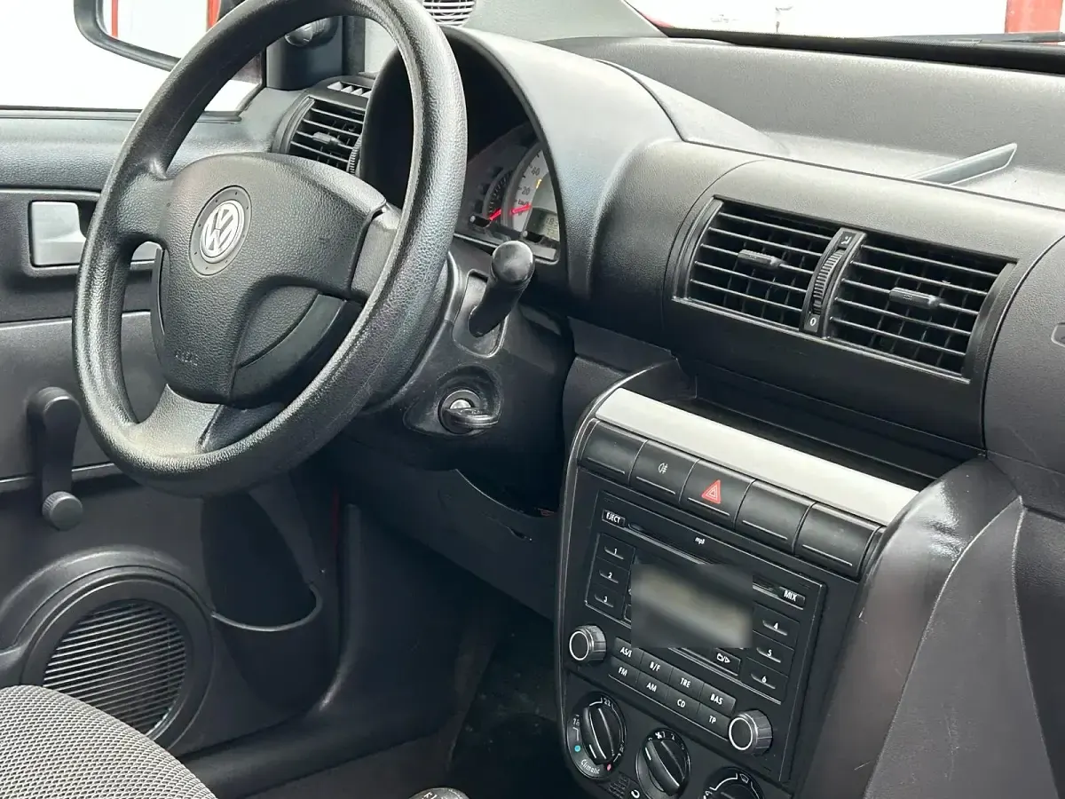 Second-hand VW Fox 58 CP (42 kW) 2009 Roșu Hatchback