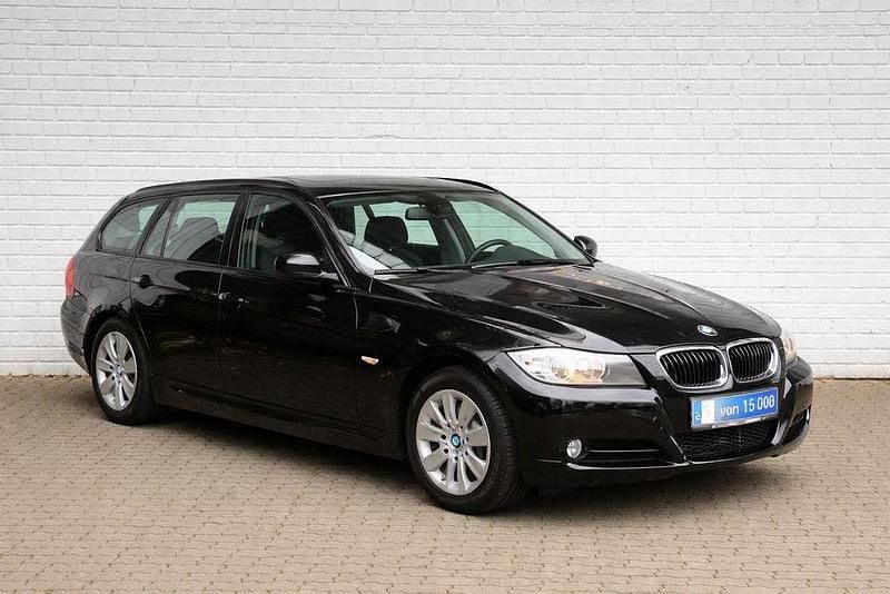 Gebraucht BMW 316 116 PS (85 kW) 2012 Schwarz Limousine