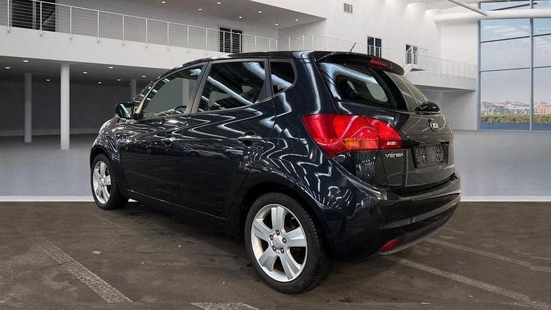 Gebraucht Kia Venga Edition 7 125 PS (91 kW) 2014 Schwarz Kleinwagen