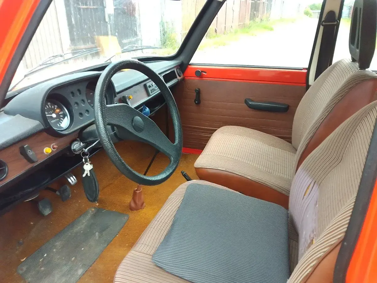 Gebraucht Wartburg 353 60 PS (44 kW) 1987 Rot Limousine
