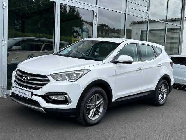 Creamy white (weiss) Gebraucht 2016 Hyundai Santa Fe Trend SUV | 13.880 € (Fairer Preis) - Bild 1/3