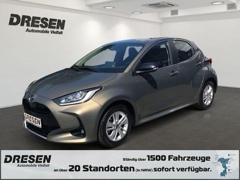 Grau Gebraucht 2023 Mazda 2 Kleinwagen | 21.450 € (Fairer Preis) - Bild 1/4