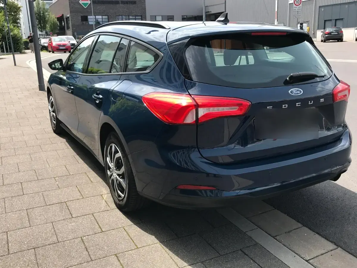 Gebraucht Ford Focus 95 PS (69 kW) 2020 Blau Kombi