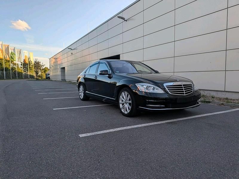 Schwarz Gebraucht 2025 Mercedes S500 Limousine | 20.900 € - Bild 1/4