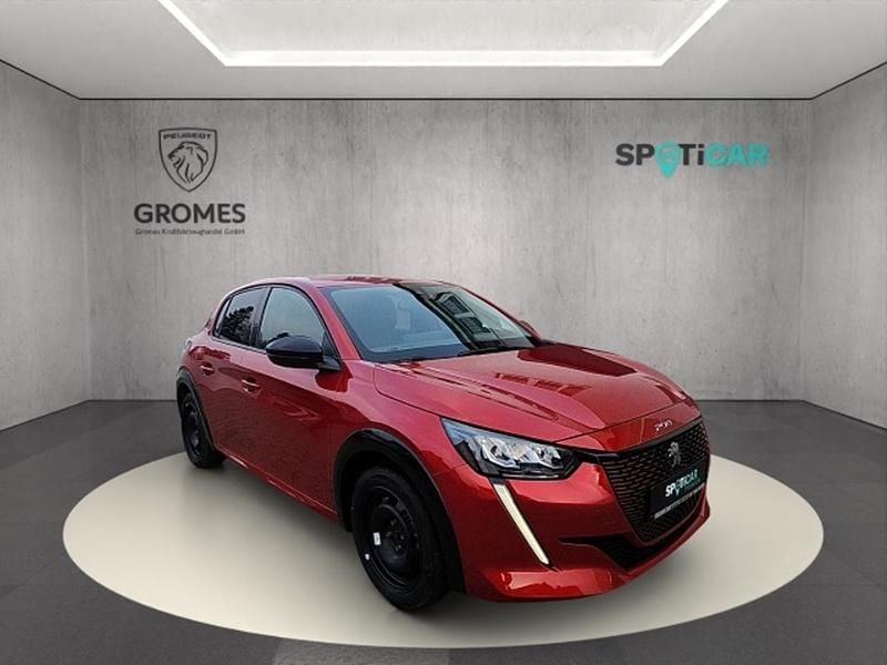 Gebraucht Peugeot e-208 Allure 100 kW (136 PS) 2024 Kleinwagen