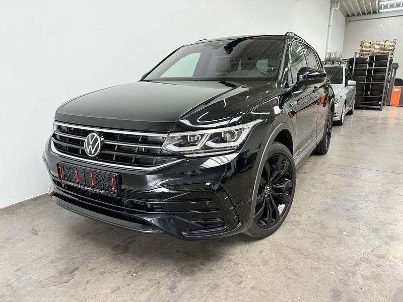 Schwarz Gebraucht 2023 VW Tiguan Allspace R-line SUV | 41.990 € (Fairer Preis) - Bild 1/4