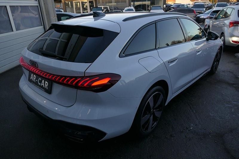 Gebraucht Audi A5 S-Line 204 PS (150 kW) 2025 Weiß Kombi