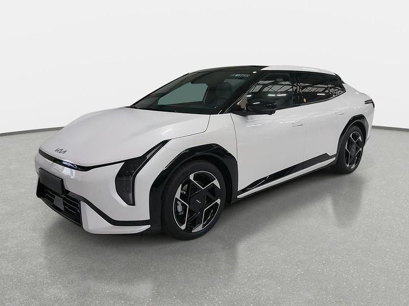 Neu Kia EV4 GT-Line 150 kW (204 PS) 2025 Weiß Kleinwagen
