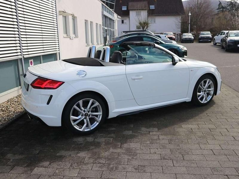 Gebraucht Audi TT S-Line 197 PS (144 kW) 2022 Ibisweiß Cabrio