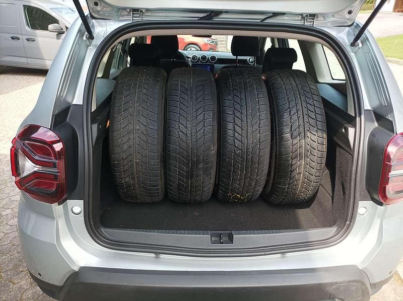 Gebraucht Dacia Duster Prestige 150 PS (110 kW) 2022 Silber SUV