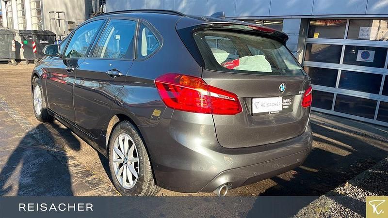 Gebraucht BMW 218 Active Tourer 140 PS (102 kW) 2019 Mineralgrau metallic Van / Kleinbus