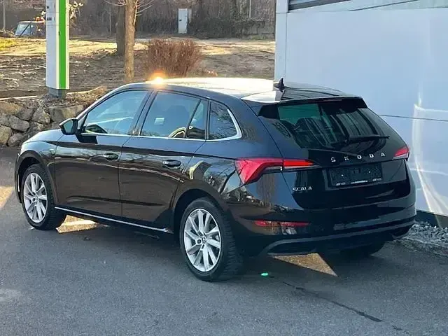 Gebraucht Skoda Scala Clever 110 PS (80 kW) 2021 Schwarz Kleinwagen