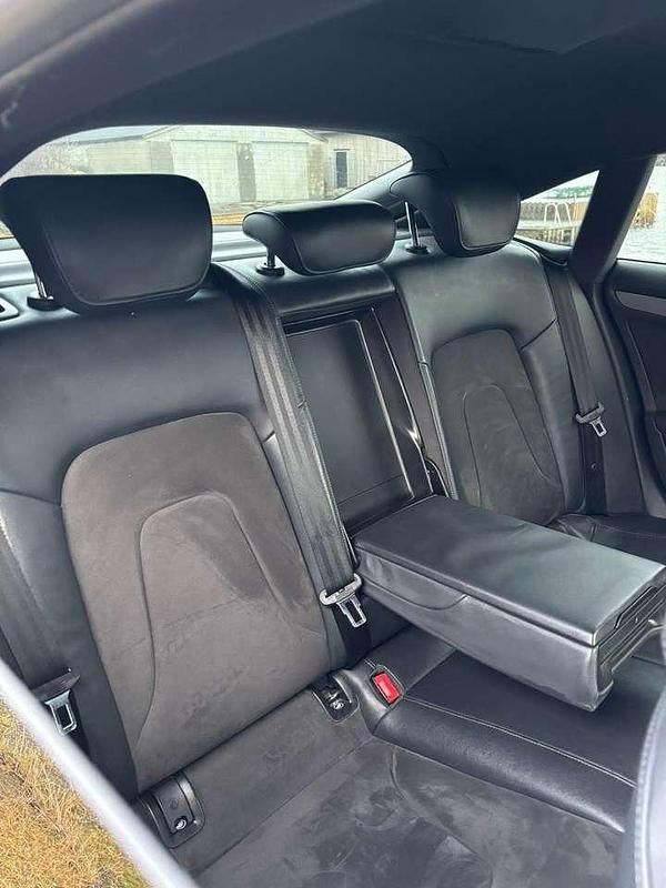 Gebraucht Audi A5 177 PS (130 kW) 2012 Grau Coupé