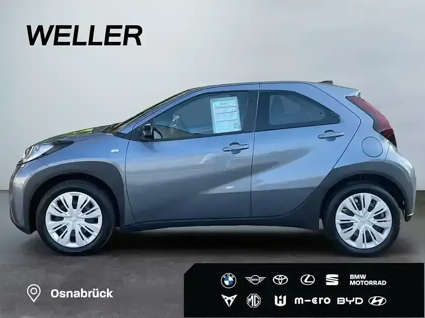 Neu Toyota Aygo 72 PS (52 kW) 2025 Sodalithblau 97 Kleinwagen