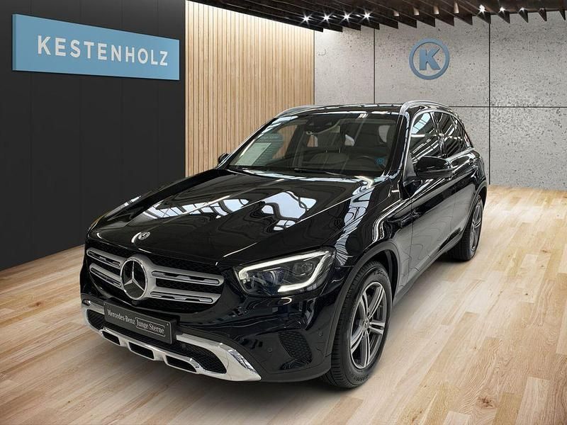Schwarz Gebraucht 2019 Mercedes GLC300 SUV | 35.940 € (Fairer Preis) - Bild 1/4
