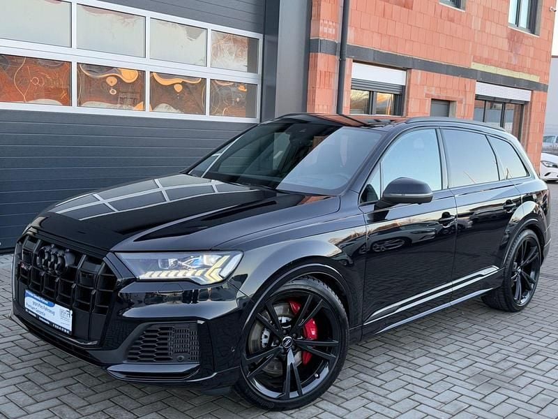 Gebraucht Audi SQ7 Ambiente 435 PS (319 kW) 2021 Schwarz SUV