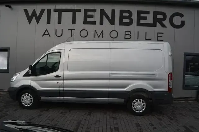 Second-hand Ford Transit Trend 131 CP (96 kW) 2017 Argintiu Berlinǎ