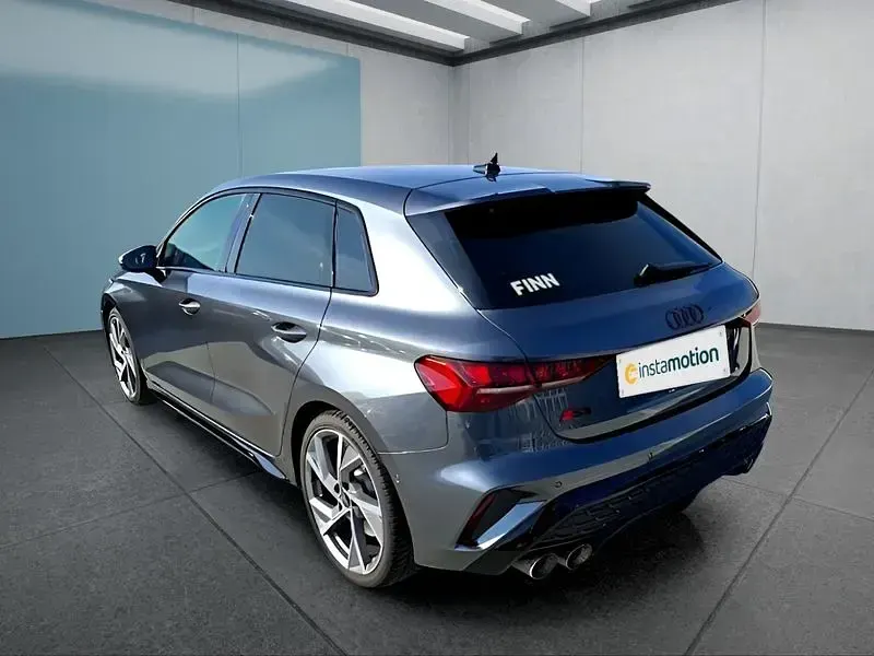 Gebraucht Audi S3 Sportback 333 PS (244 kW) 2025 Grau Kleinwagen