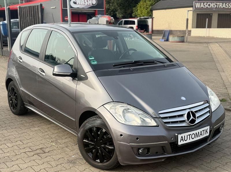 Gebraucht Mercedes A160 95 PS (69 kW) 2009 Grau Kleinwagen