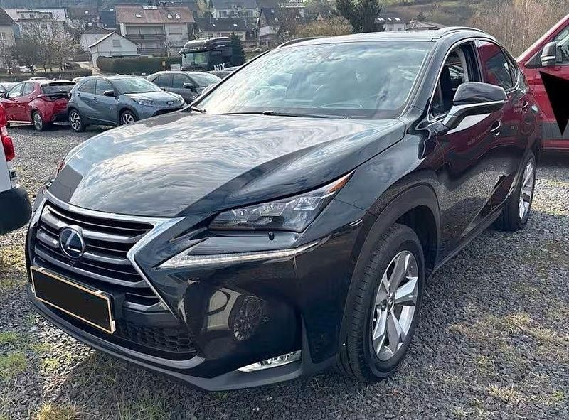 Gebraucht Lexus NX300h E-FOUR 155 PS (114 kW) 2016 Schwarz SUV