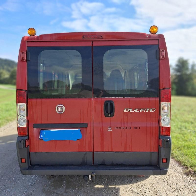 Gebraucht Fiat Ducato 115 PS (84 kW) 2013 Rot Van