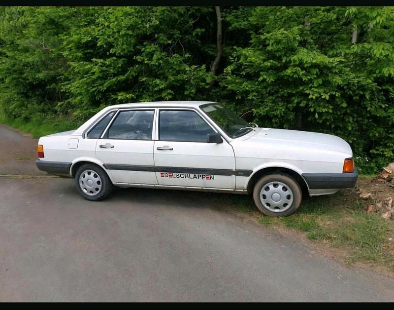 Weiß Gebraucht 1987 Audi 80 Limousine | 1.850 € - Bild 1/4