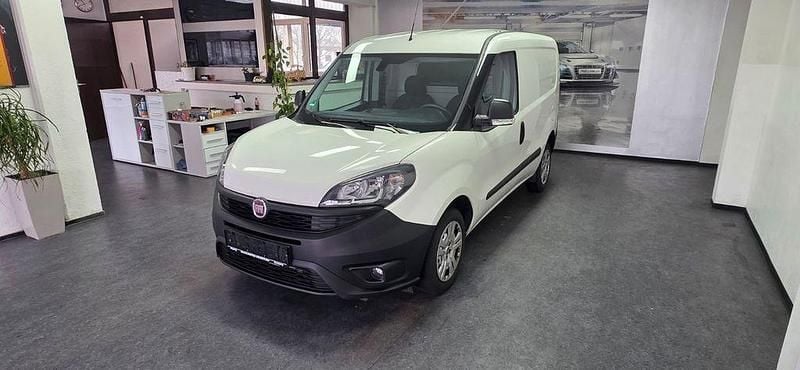 Gebraucht Fiat Doblò 101 PS (74 kW) 2023 Weiß Van / Kleinbus