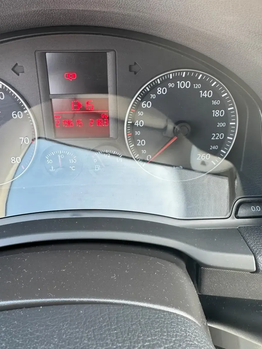 Second-hand VW Golf IV 105 CP (77 kW) 2004 Gri Hatchback