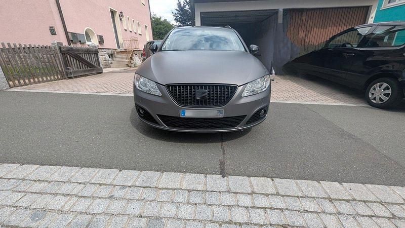 Grau Gebraucht 2009 Seat Exeo Sport Kombi | 6.750 € (Teuer) - Bild 1/4