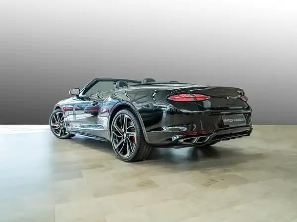 Neu Bentley Continental 680 PS (500 kW) 2026 Black crystal Cabrio