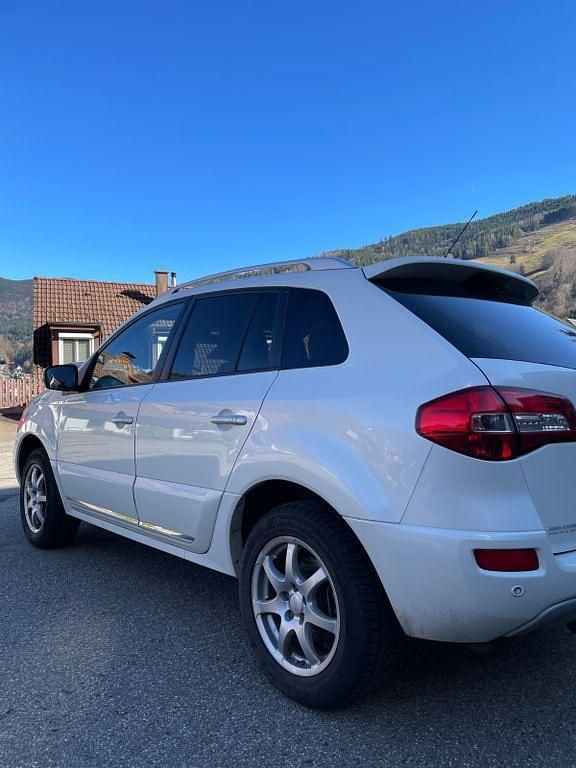 Gebraucht Renault Koleos 150 PS (110 kW) 2015 Weiß SUV