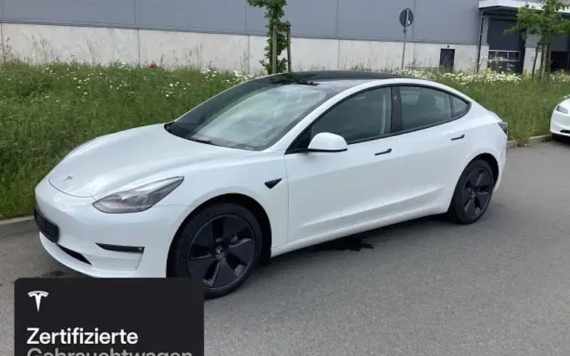 Gebraucht Tesla Model 3 Long Range RWD 208 kW (283 PS) 2021 Weiß Limousine