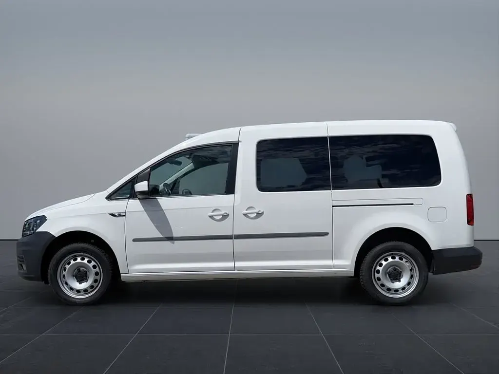 Gebraucht VW Caddy Trendline 131 PS (96 kW) 2019 Weiß Van / Kleinbus