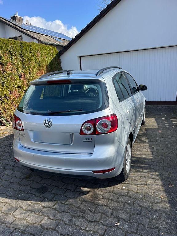 Gebraucht VW Golf Plus Cross Trendline 105 PS (77 kW) 2013 Silber Van / Kleinbus