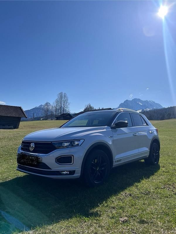 Weiß Gebraucht 2020 VW T-Roc R-line SUV | 24.000 € - Bild 1/2