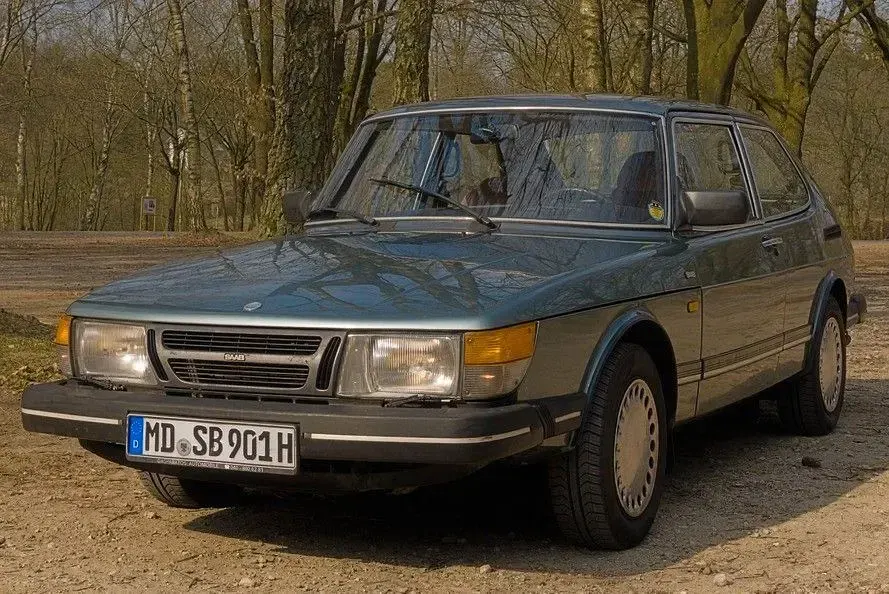 Gebraucht Saab 900 116 PS (85 kW) 1986 Grün Coupé