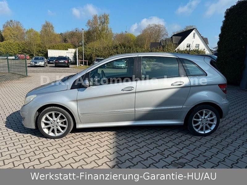 Używany Mercedes B150 95 KM (69 kW) 2007 Srebrny Minivan