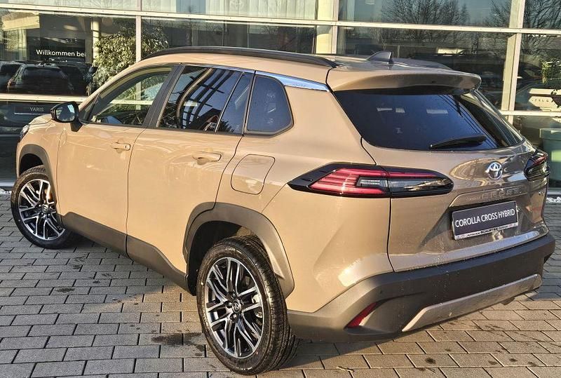 Neu Toyota Corolla Cross 178 PS (130 kW) 2026 Braun SUV