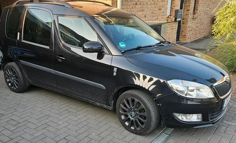 Schwarz Gebraucht 2012 Skoda Roomster Van / Kleinbus | 3.400 € (Guter Preis) - Bild 1/4