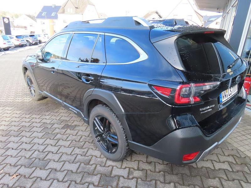 Gebraucht Subaru Outback Platinum 169 PS (124 kW) 2024 Schwarz Limousine