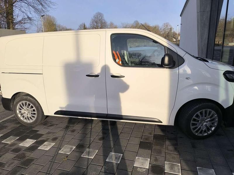 Gebraucht 2020 Opel Vivaro Selection Van / Kleinbus | 17.000 € (Superpreis) - Bild 1/4