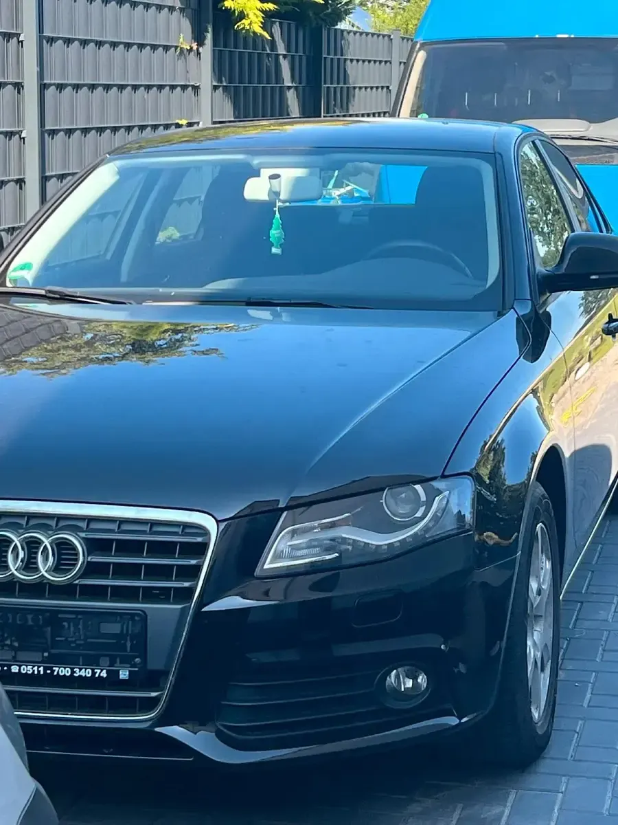 Gebraucht Audi A4 118 PS (86 kW) 2009 Limousine