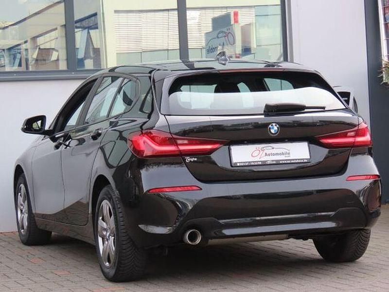 Gebraucht BMW 116 Advantage 116 PS (85 kW) 2022 Schwarz Kleinwagen
