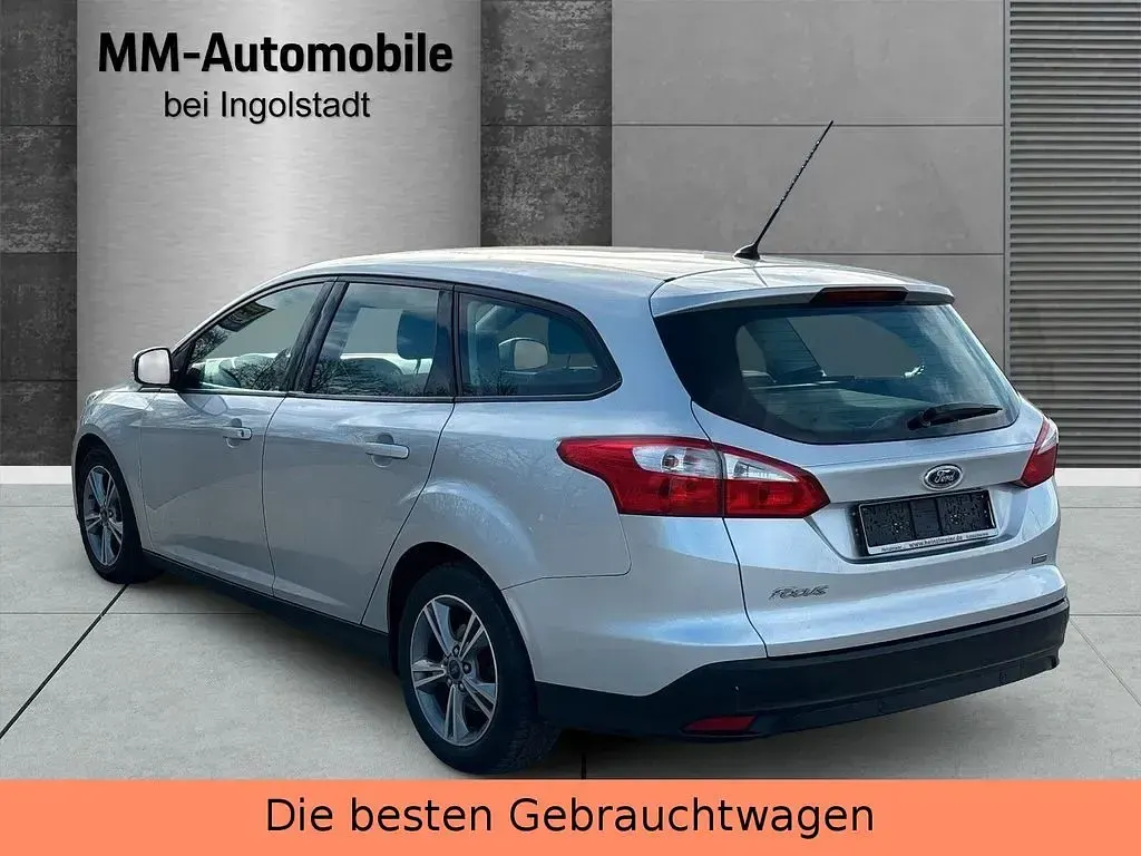 Second-hand Ford Focus SYNC Edition 125 CP (91 kW) 2014 Argintiu Break