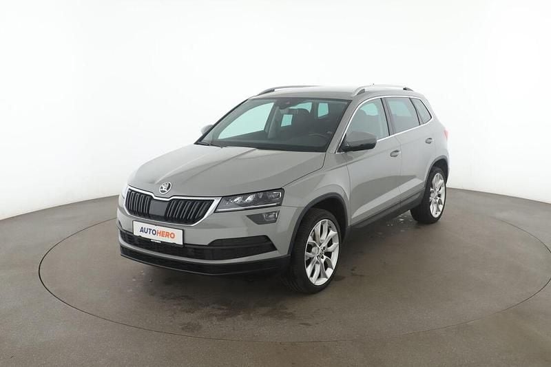 Grau Gebraucht 2018 Skoda Karoq Style SUV | 17.230 € (Fairer Preis) - Bild 1/3