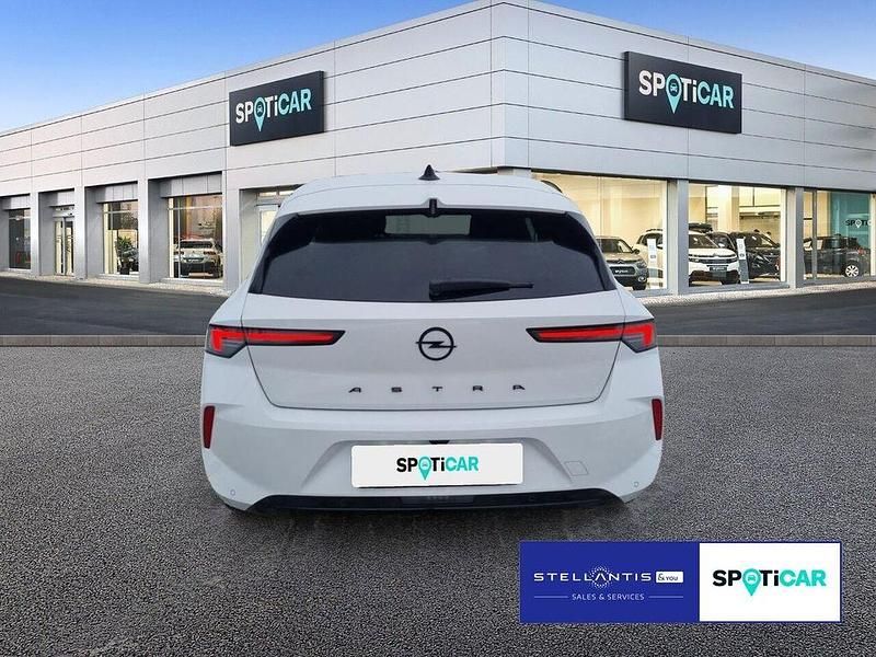 Gebraucht Opel Astra 131 PS (96 kW) 2024 Weiß Limousine