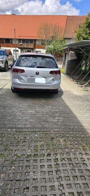Gebraucht VW Passat Business 150 PS (110 kW) 2022 Beige Kombi