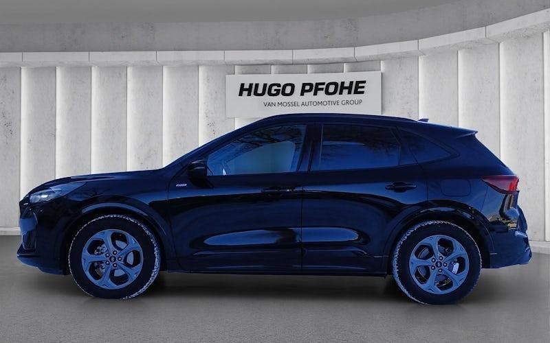 Gebraucht Ford Kuga ST-Line 186 PS (136 kW) 2024 Agate black metallic SUV