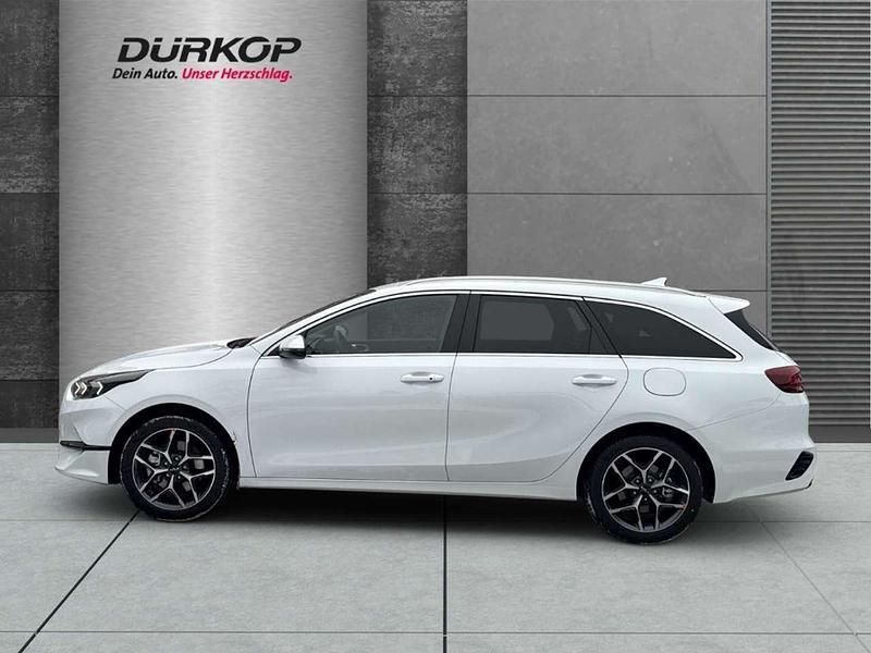 Neu Kia Ceed Sportswagon Style 140 PS (102 kW) 2025 (wd) casa white s Kombi